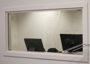 Рентгенозахисні вікна